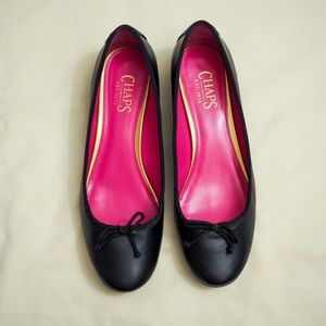 NWOT Chaps Black Heeled Flats Size 8
